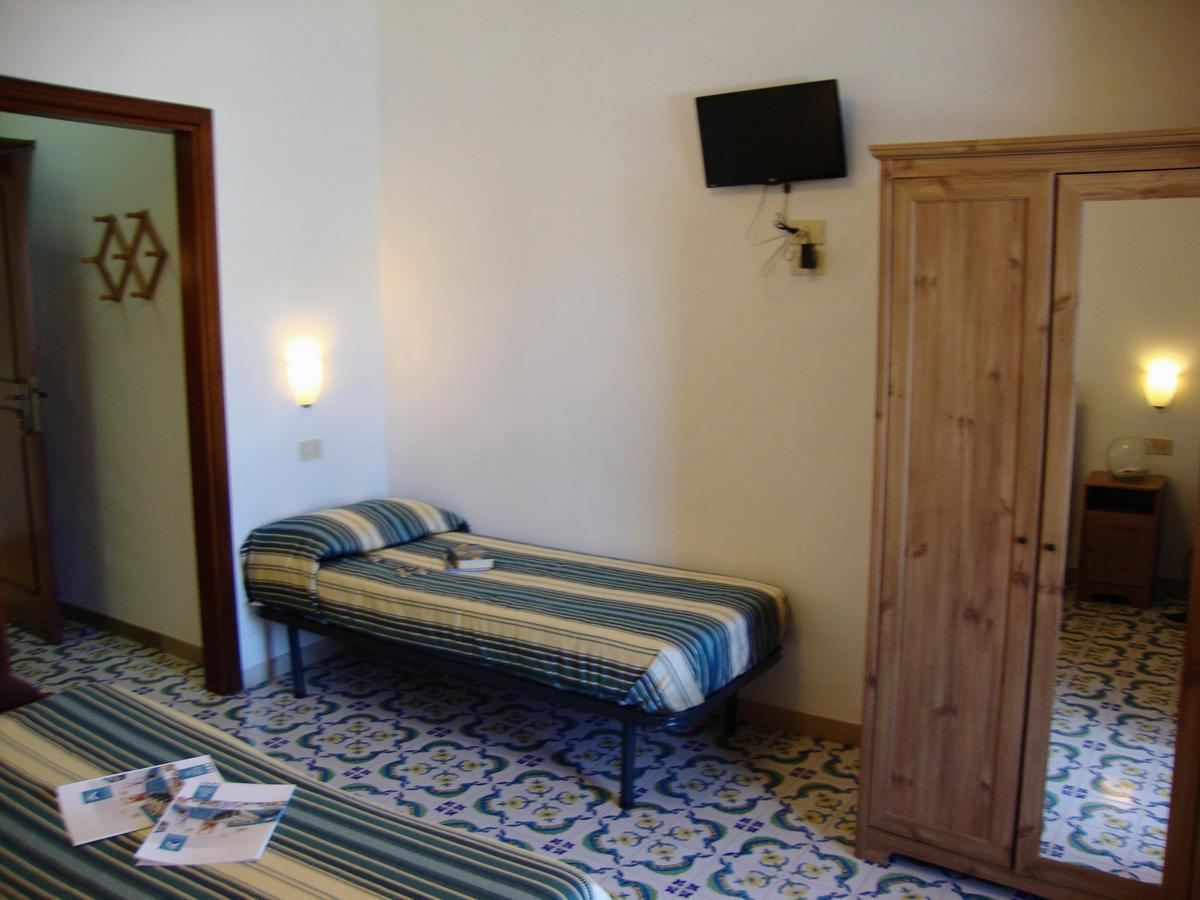 Hotel Conte - S. Angelo Bay Serrara Fontana Exteriör bild
