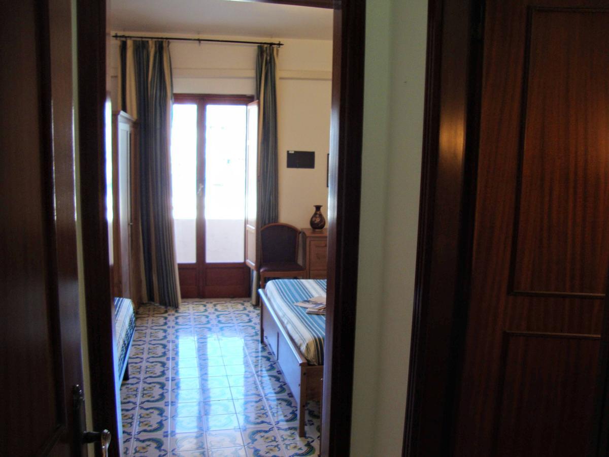 Hotel Conte - S. Angelo Bay Serrara Fontana Exteriör bild